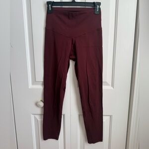 AE Women’s Maroon Athletic Leggings